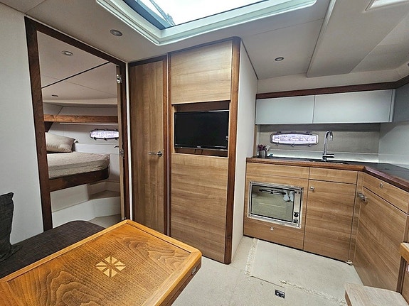 Sealine SC35  2 x VP D4-260 17 of 28