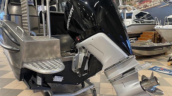 Arronet 24.5 Surprise H / Mercury F250-V8 5 of 23
