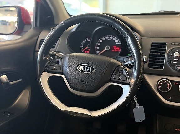 Kia Picanto 12 of 18