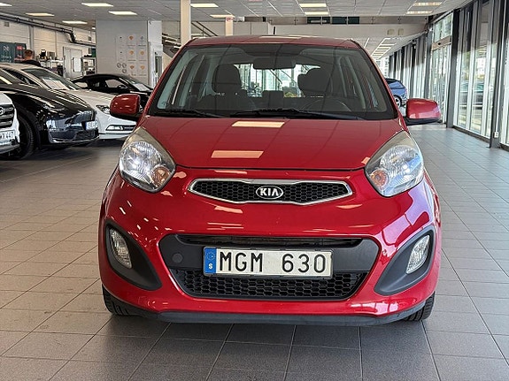 Kia Picanto 8 of 18