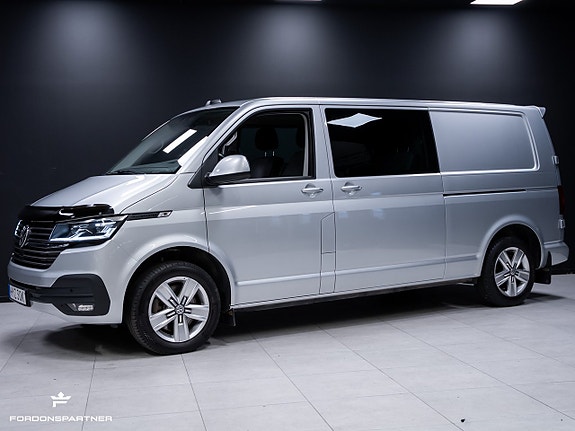 Volkswagen Transporter 4 of 30