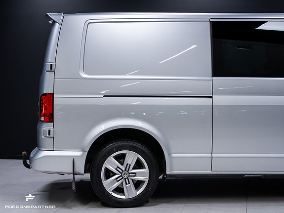 Volkswagen Transporter 15 of 30