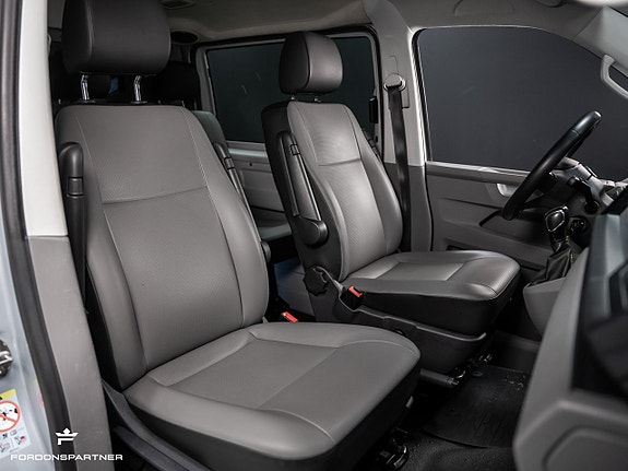 Volkswagen Transporter 28 of 30