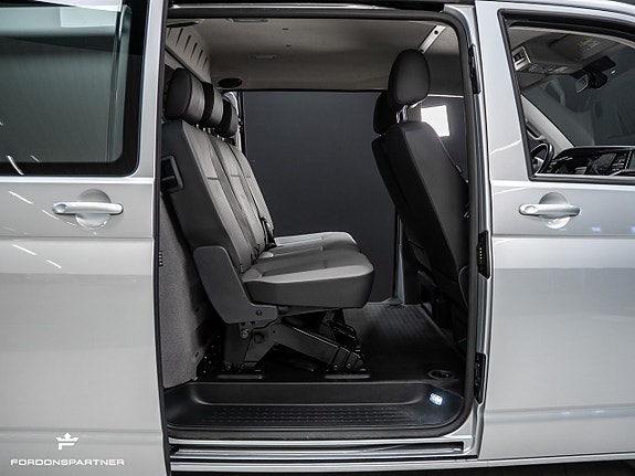 Volkswagen Transporter 30 of 30