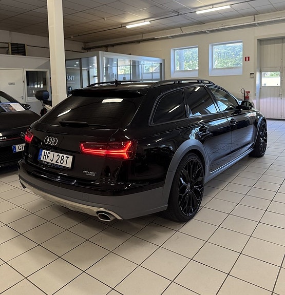 Audi A6 allroad 3 of 16