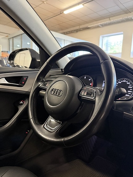 Audi A6 allroad 13 of 16