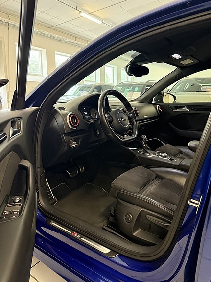Audi S3 7 of 15