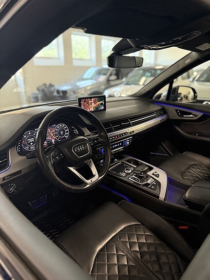 Audi Q7 7 of 25