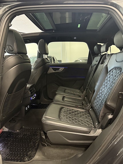Audi Q7 23 of 25