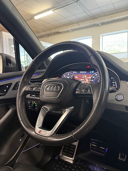 Audi Q7 18 of 25