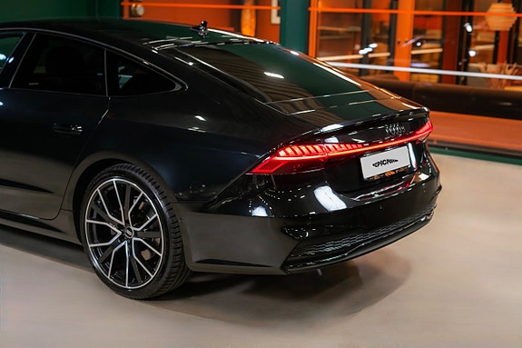 Audi A7 4 of 23