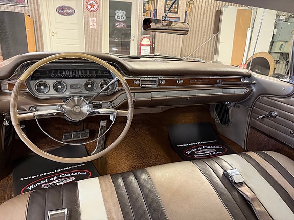 Pontiac Bonneville 17 of 28