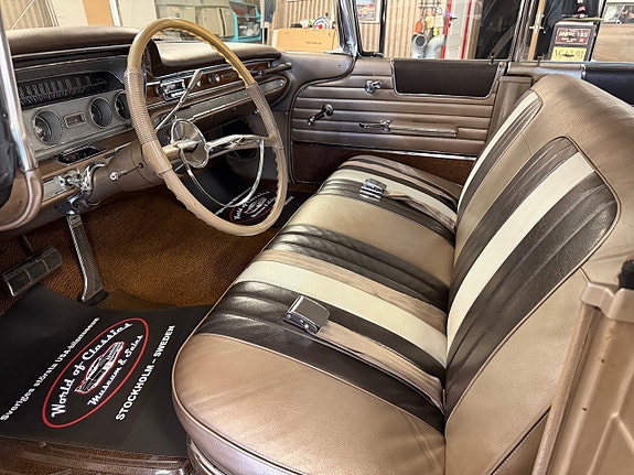 Pontiac Bonneville 15 of 28