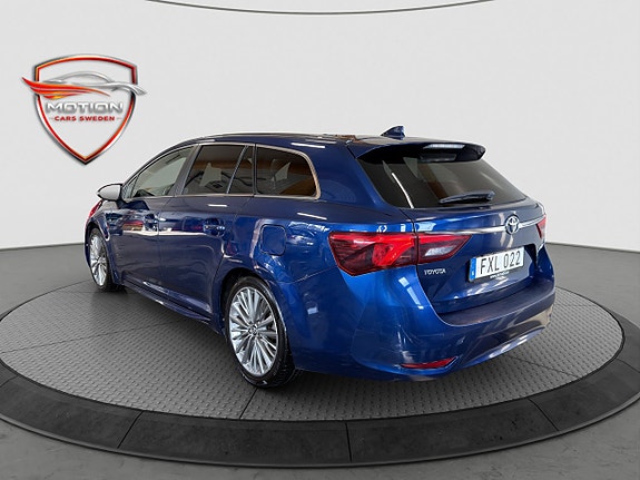 Toyota Avensis 7 of 26