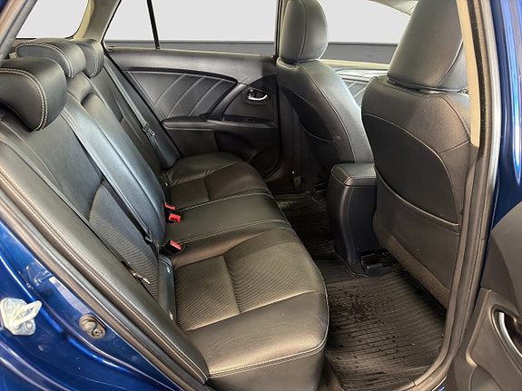 Toyota Avensis 21 of 26