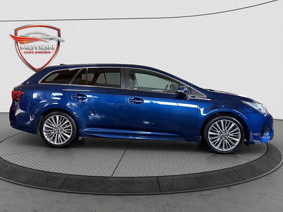Toyota Avensis 4 of 26