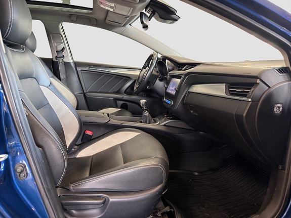 Toyota Avensis 19 of 26