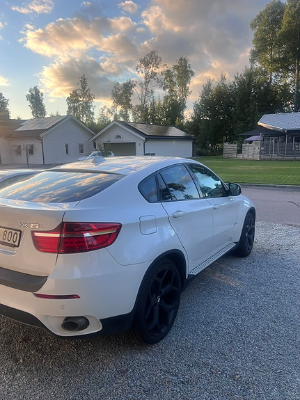 BMW X6 4 of 6
