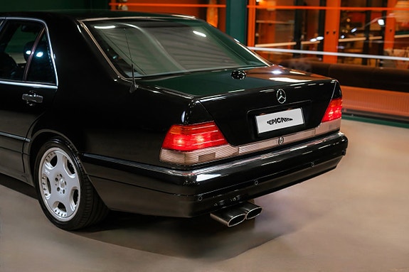 Mercedes-Benz S500 4 of 20