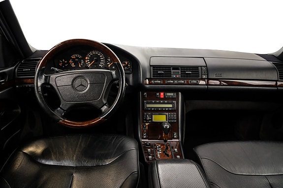 Mercedes-Benz S500 15 of 20