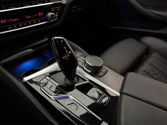 BMW 530e 24 of 30