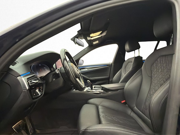 BMW 530e 9 of 30