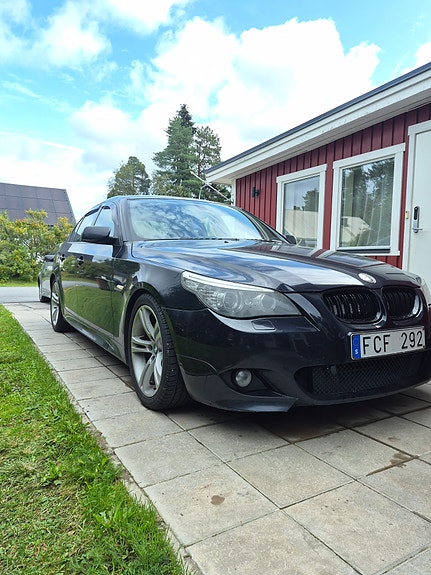 BMW 530i 10 of 11