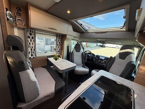 Knaus VAN TI VANSATION 550 MF - Franskbädd - Liten och smidig - B-kort - Automat - 7 of 17