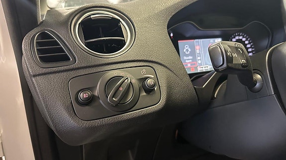 Ford S-MAX 10 of 29