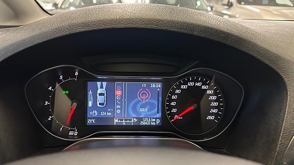 Ford S-MAX 24 of 29