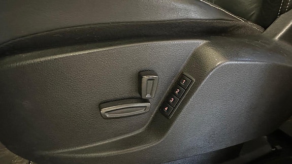 Ford S-MAX 12 of 29