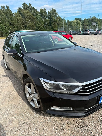 Volkswagen Passat 7 of 10