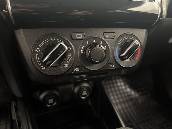 Suzuki Swift 22 of 29