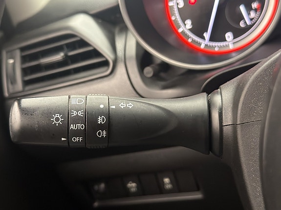 Suzuki Swift 15 of 29