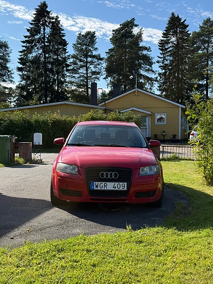 Audi A3 4 of 11