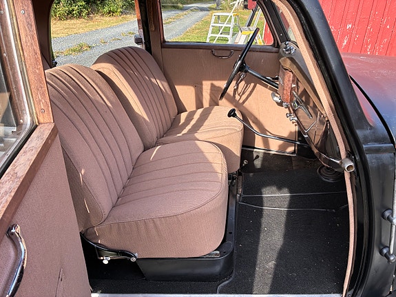 Mercedes-Benz 170 S 8 of 13