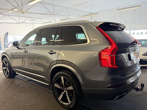 Volvo XC90 4 of 30