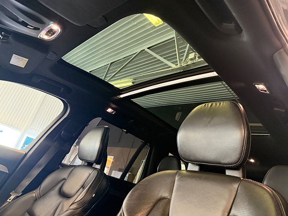 Volvo XC90 23 of 30