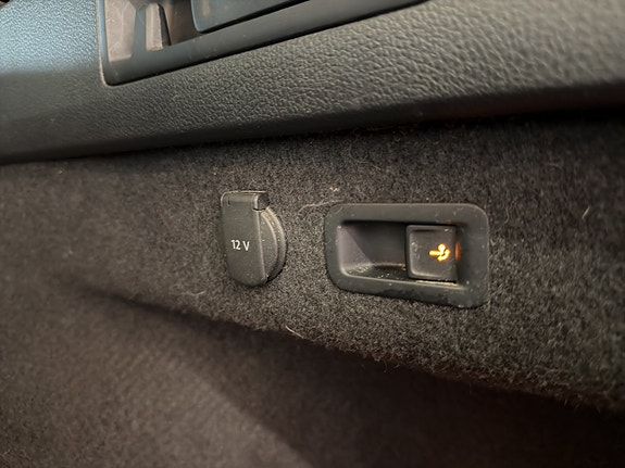 Volkswagen Passat 23 of 25