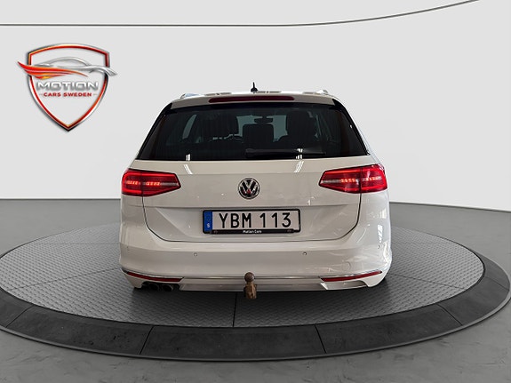 Volkswagen Passat 6 of 25