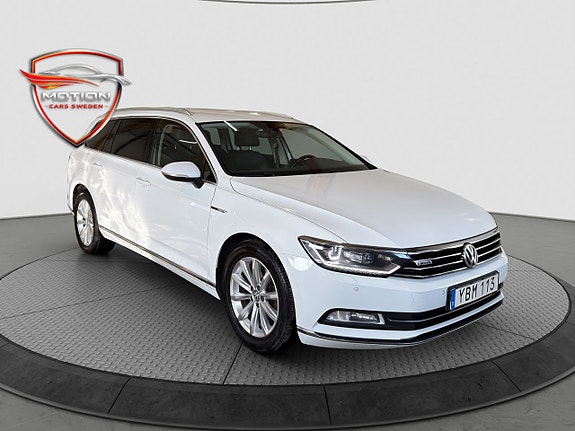 Volkswagen Passat 3 of 25