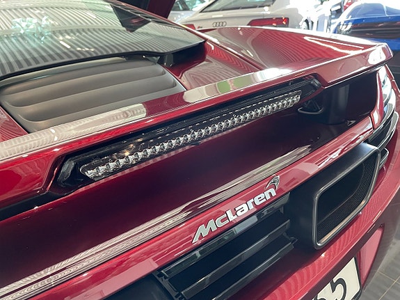 McLaren MP4-12C 9 of 16