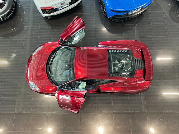 McLaren MP4-12C 6 of 16