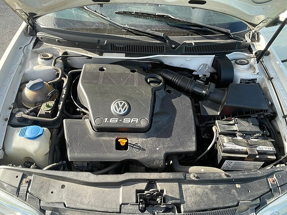 Volkswagen Golf IV 4 of 10