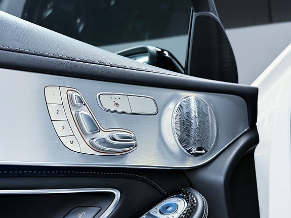 Mercedes-Benz GLC63 13 of 30
