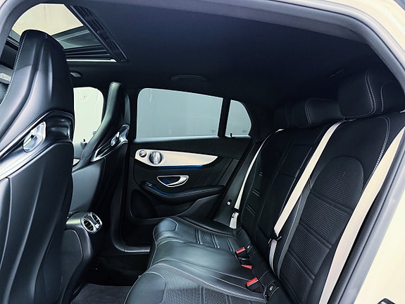 Mercedes-Benz GLC63 26 of 30