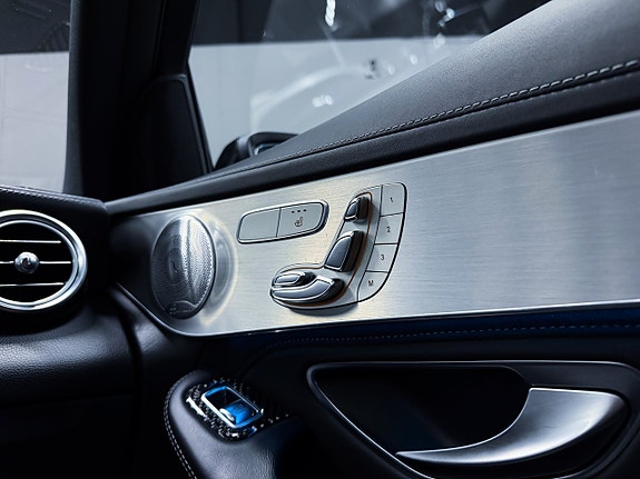 Mercedes-Benz GLC63 23 of 30