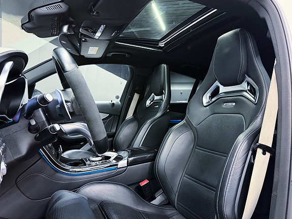 Mercedes-Benz GLC63 7 of 30