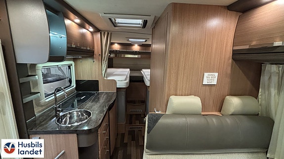 Knaus Sky I 650LG/HELINTEGRERAD UNDER 7 M 10 of 16