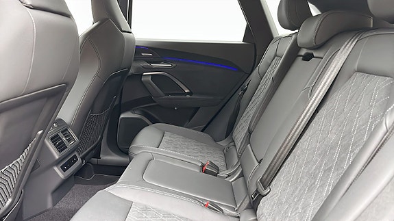 Audi Q5 11 of 18